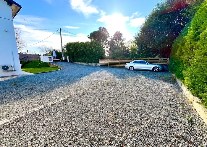 Duplex Moderne 5 Pieces Standing Parking Villa *