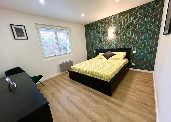 Duplex Moderne 5 Pieces Standing Parking *