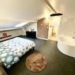 Duplex Moderne 5 Pieces Standing Parking *