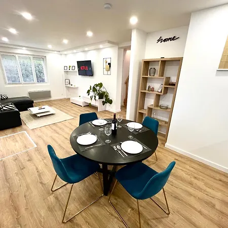 Duplex Moderne 5 Pieces Standing Villa
