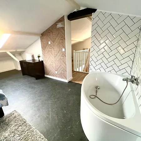 Duplex Moderne 5 Pieces Standing